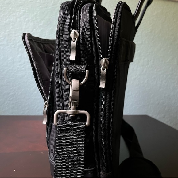 DELL BRIEFCASE - Picture 6 of 12